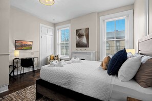 7 habitaciones, tabla de planchar con plancha, wifi y ropa de cama