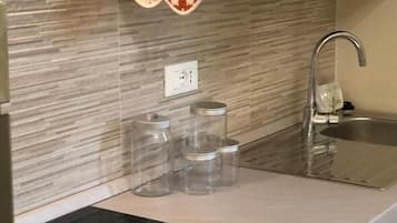 Studio | Private kitchen | Full-size fridge, oven, stovetop, espresso maker