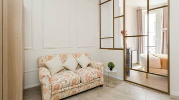 Apartment, Non Smoking | Living area