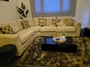 Apartment | Living area | TV - Cosy Self Serviced Apartment - City Center (Wolverhampton)