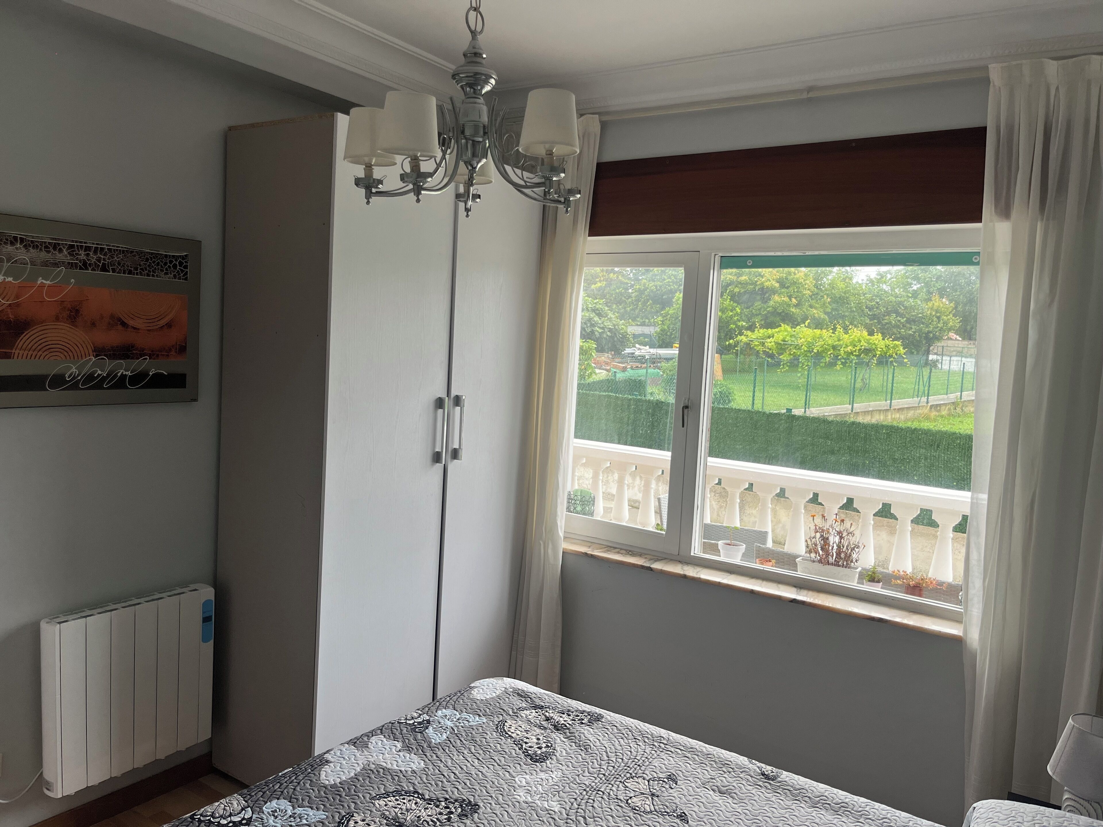 3 dormitorios, tabla de planchar con plancha, wifi y ropa de cama