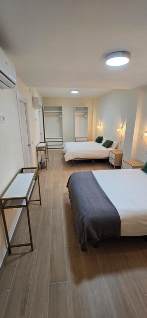 Superior Suite, Balcony, City View | Down comforters, minibar, blackout drapes, soundproofing - Ola Málaga (Málaga)