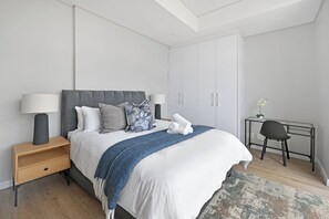 2 bedrooms, desk, iron/ironing board, free WiFi