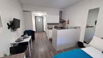 Studio, Non Smoking | Blackout curtains, free WiFi