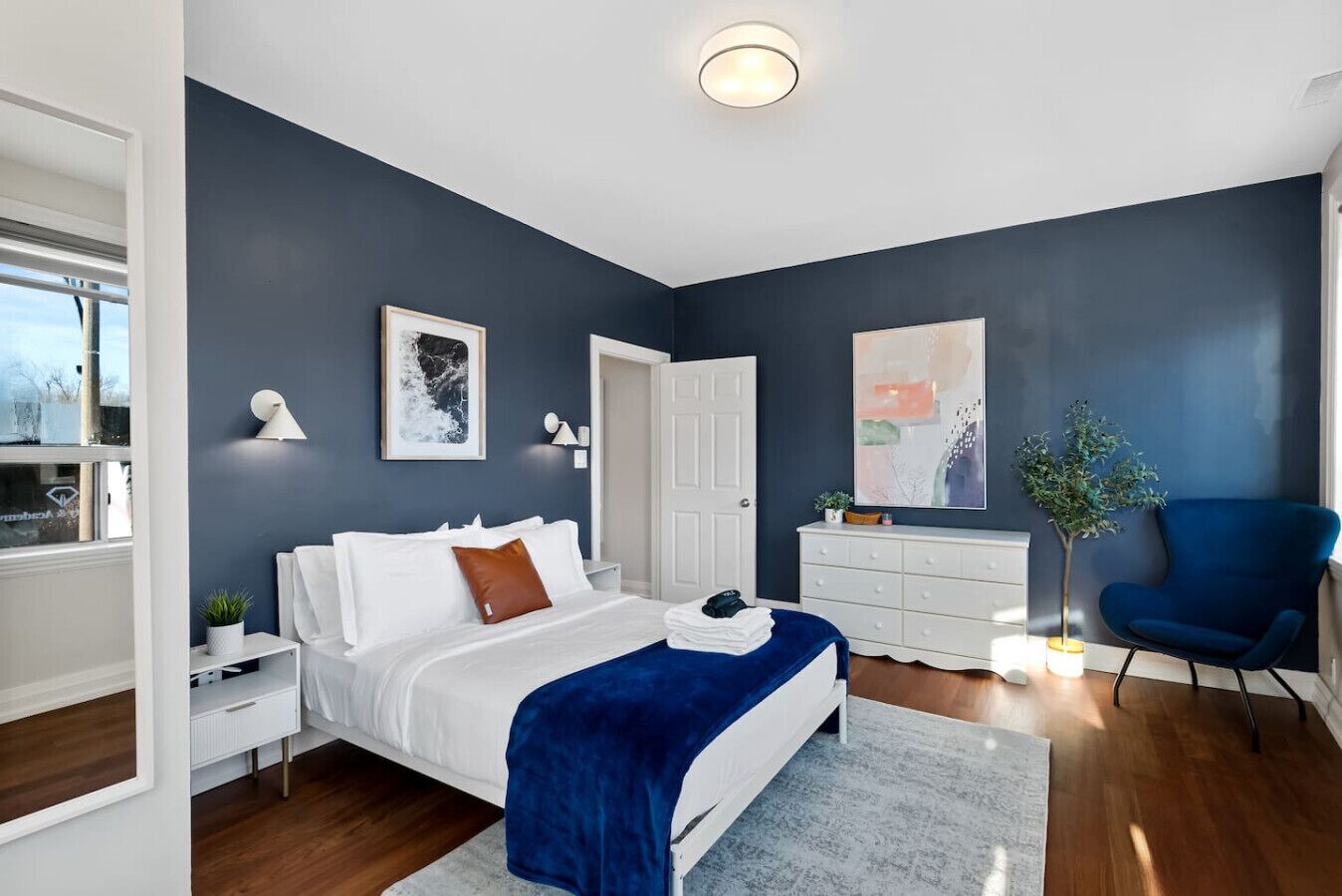 3 bedrooms, desk, iron/ironing board, WiFi