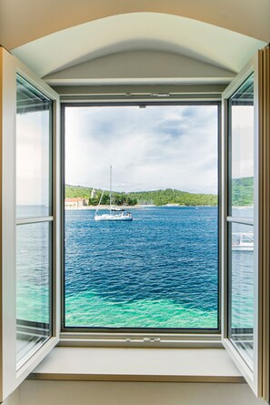 Premium Room | View from room - MARSHAL CLUB HOTEL (Vis)