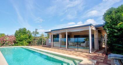 Le Reve Wake up to sunrises and tropical breezes