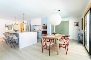Dining - Fun Stylish Scottsdale Retreat | Pool, Paint & Sip (Scottsdale)