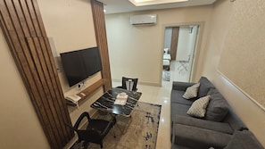 City Apartment | Living area