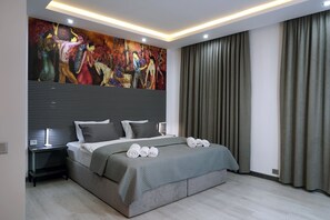 Kamar Deluks, pemandangan kebun | Ruang kerja ramah laptop, setrika/meja setrika, dan Wi-Fi gratis