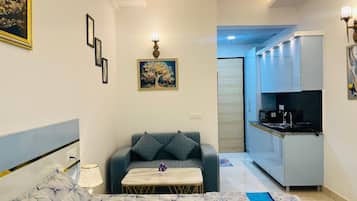 Luxury Suite, City View | In-room safe, iron/ironing board, free WiFi