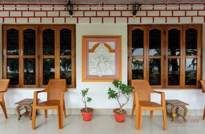 Exterior - Ganga Bitan Family Inn (Uluberiya)