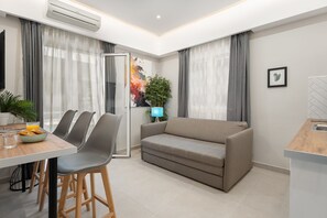 Apartment, Smoking | 15 bedrooms - Captain's Seafront Apartments (Lefkada)