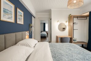 Apartment, Smoking | 15 bedrooms - Captain's Seafront Apartments (Lefkada)