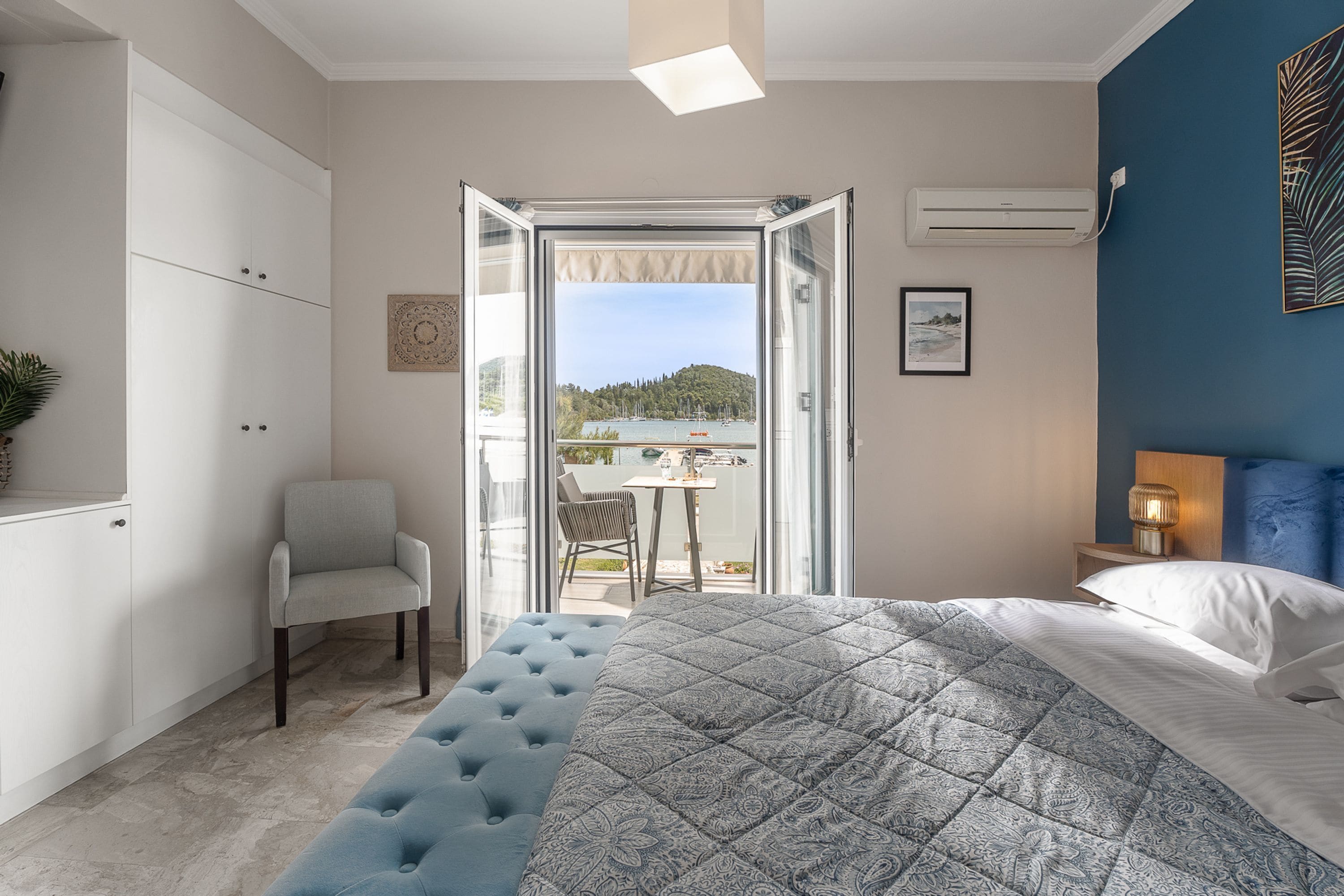 公寓, 吸煙房 | 15 間睡房