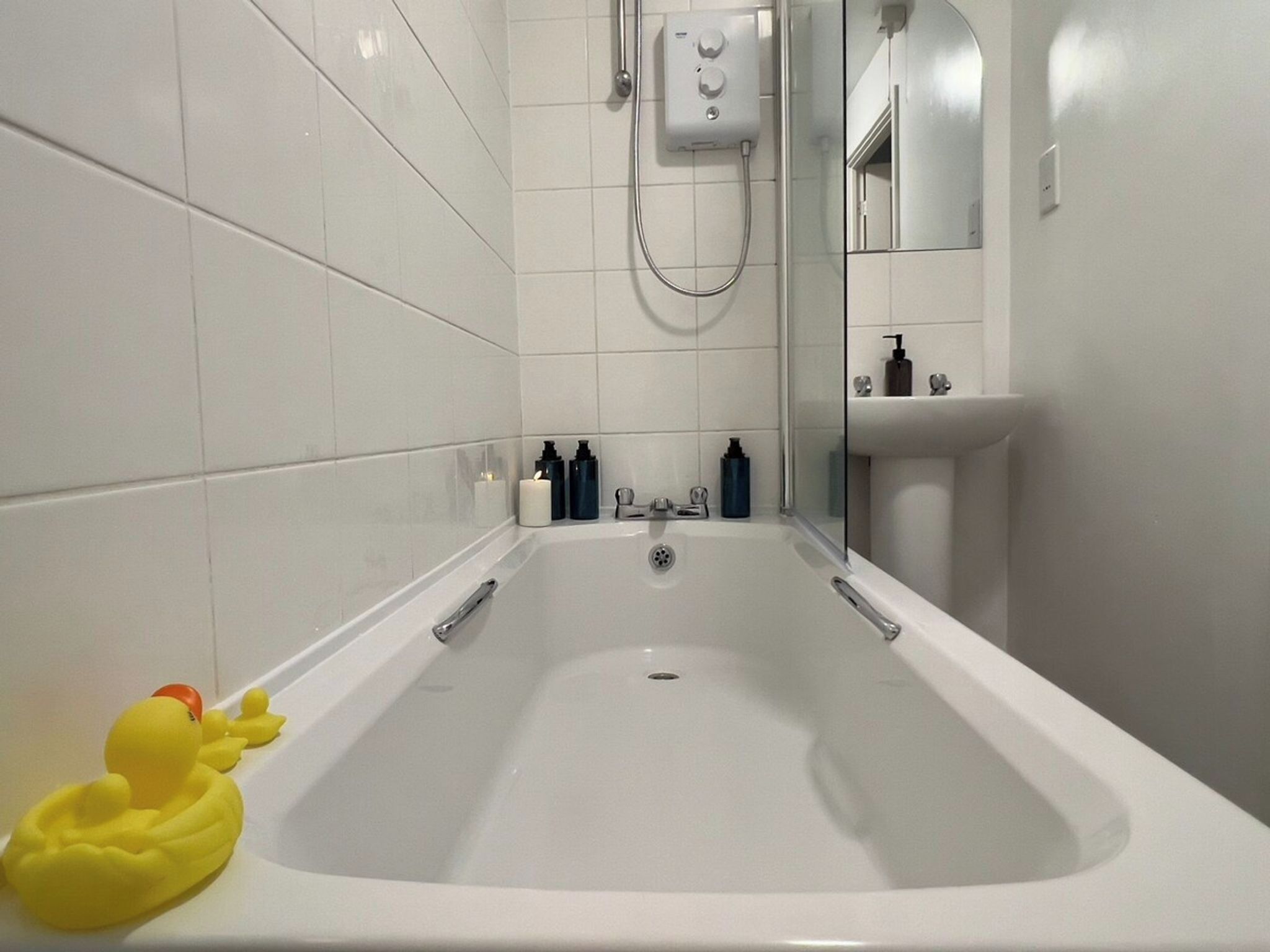 Hair dryer, towels