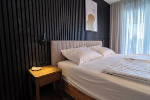 Lägenhet | 2 sovrum, värdeförvaringsskåp på rummet, skrivbord och ljudisolering