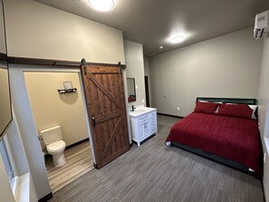 1 slaapkamer, een bureau, gratis wifi, beddengoed