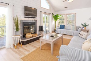 Unclassified image, 3 of 51, button - Oceanside with Pool Hot Tub and Updated Interior! (Corolla)