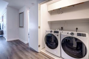 Interior - Luxury Modern Apt with Pool (Stamford, CT)