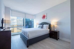 1 bedroom, desk, iron/ironing board, WiFi