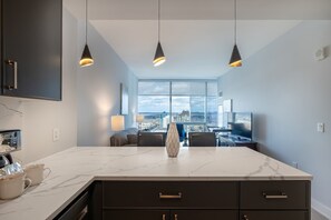 Interior - Chic Apt with Indoor Pool & Gym (New Rochelle, NY)