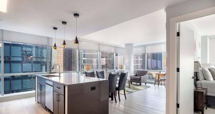 Luxury 2 BR Apt with Gym and Pool