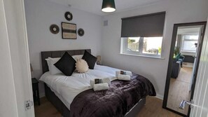2 bedrooms, free WiFi, bed sheets - Seaside Chalet Retreat in Sidmouth (Sidmouth)