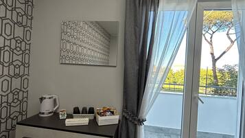 Superior Triple Room, Garden View | Free WiFi