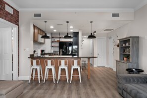 Interior - Heritage Luxury | 3 bed, 2 bath | Golf Course Views | Reunion Membership (Kissimmee)