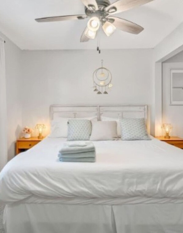 House | 2 bedrooms - Chic Downtown Sarasota Cottage Retreat (Sarasota)