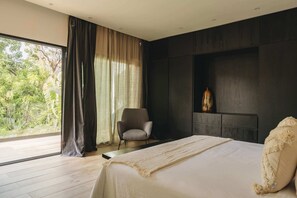 8 habitaciones, tabla de planchar con plancha, cuna de viaje y wifi