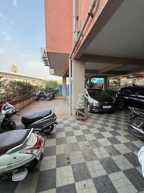 Free self parking