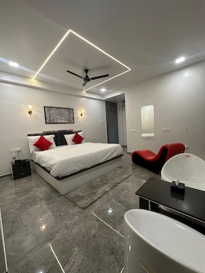 ห้องดีลักซ์ | Wi-Fi ฟรี, ผ้าปูที่นอน