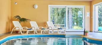 Spacious two-storey villa with heated indoor pool, sauna and large garden