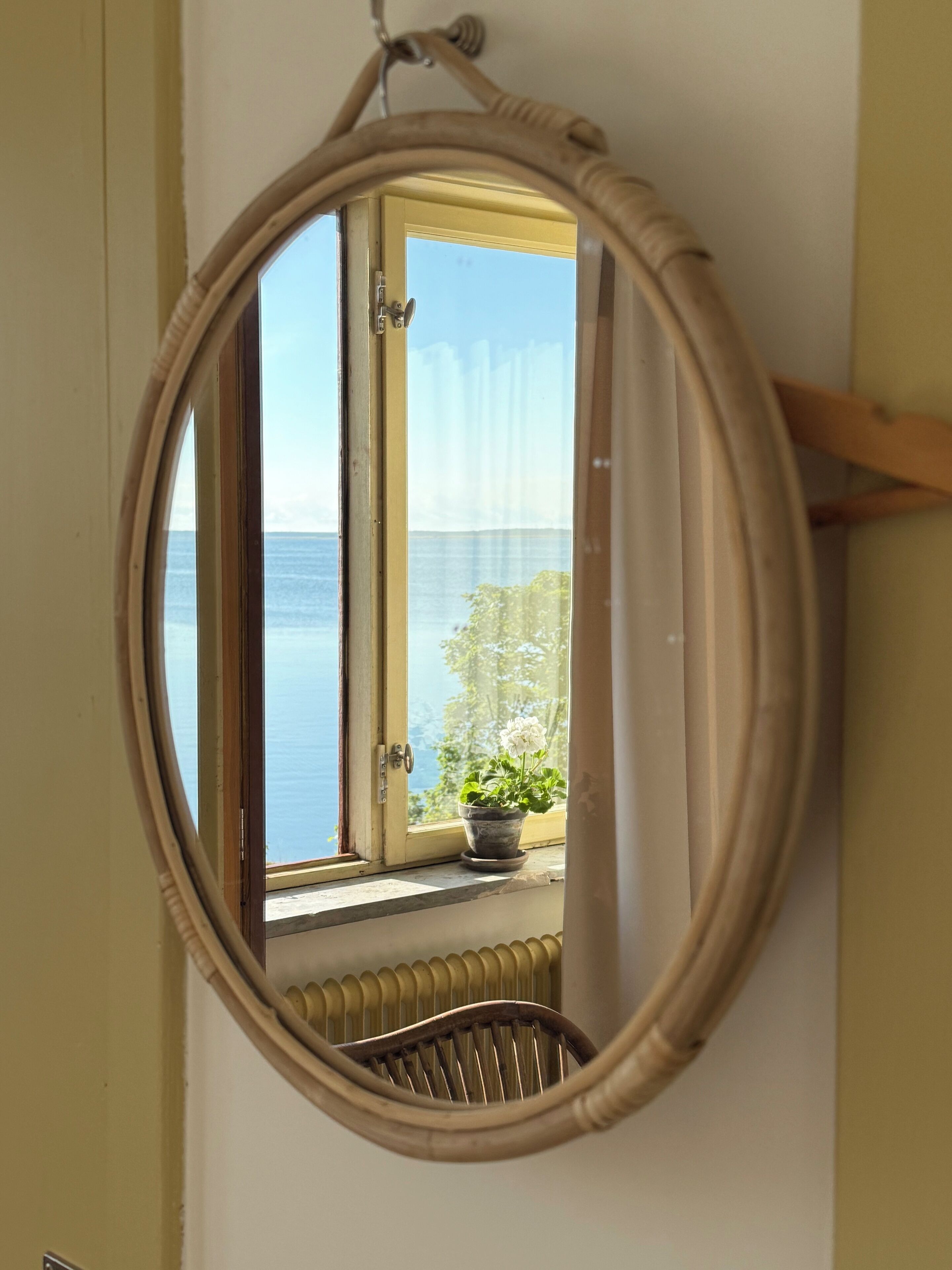 家庭套房, 湖景 | 熨斗/熨板、免费 WiFi、床单