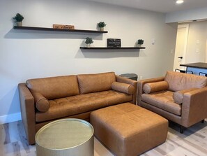 Condo, 1 Bedroom | Living area | Smart TV