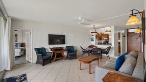 Apartment, 3 Schlafzimmer | Wohnbereich