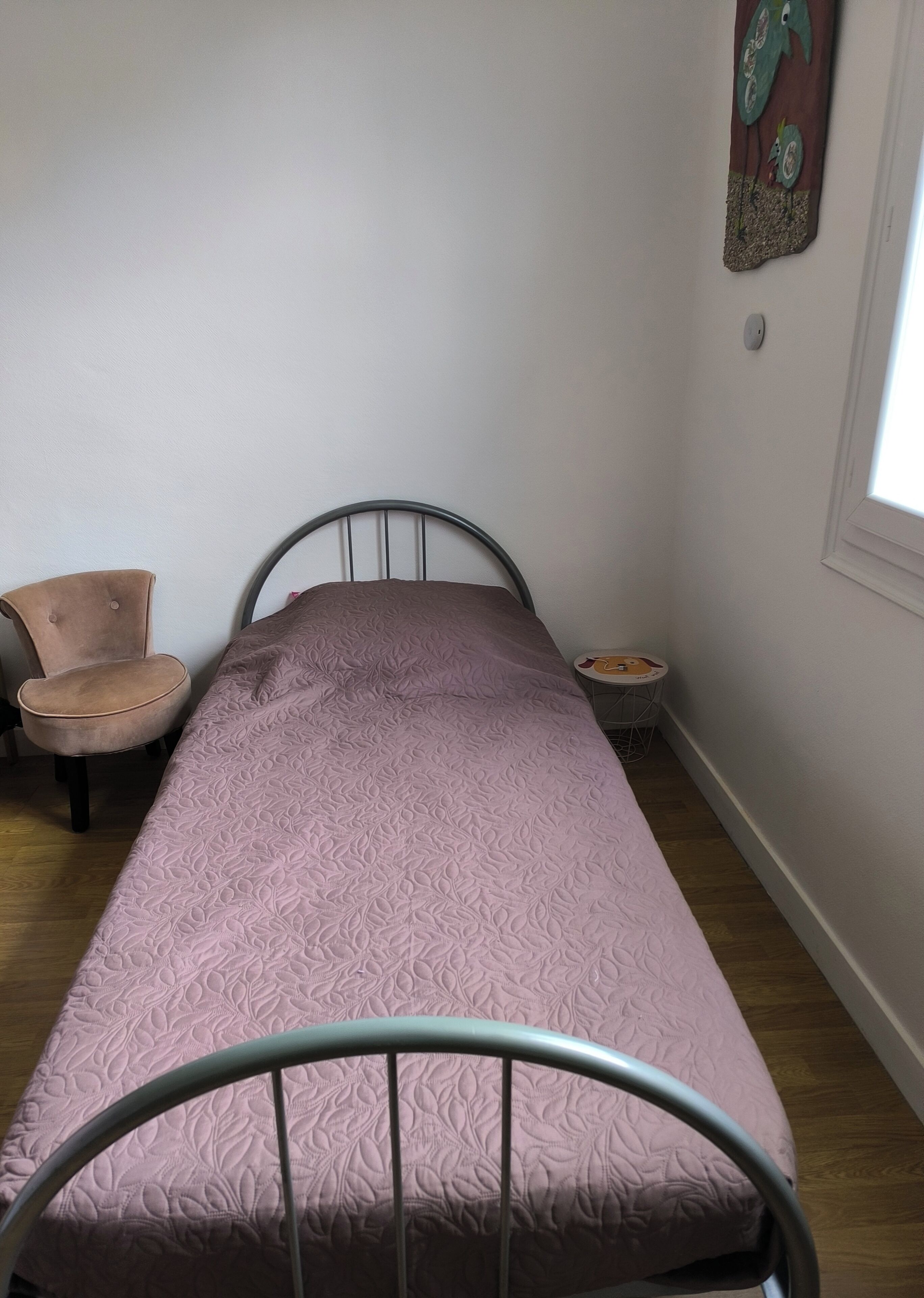 1 slaapkamer, een strijkplank/strijkijzer, reisbedje, gratis wifi