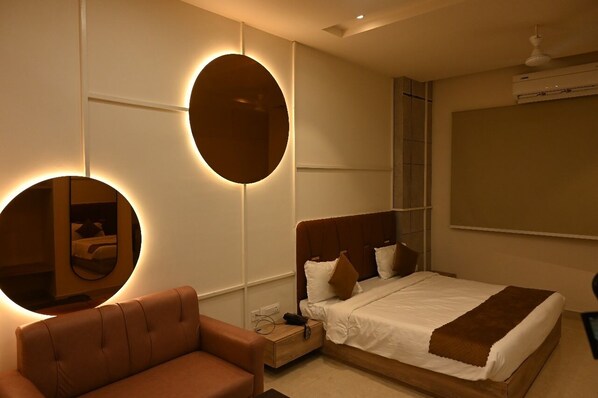 Deluxe Double Room | Premium bedding, minibar, desk, laptop workspace - Sethi Grand Hotel (Lucknow)