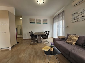 TV - Apartment ULIKA Pula (Pula)