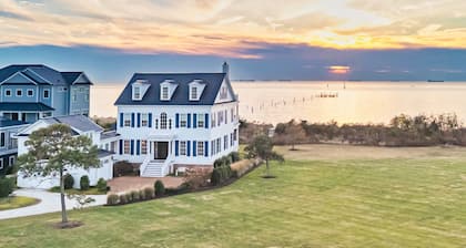 Beachfront, Steps from Backyard + Bay Creek Resort
