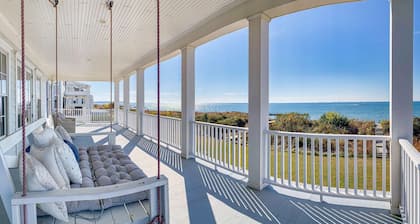 Beachfront Estate, Multi-Level Decks, Bay Creek
