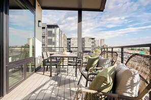 Outdoor dining - City Views! | Chic Jefferson Park Condo | Tesoro (Denver)