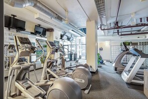 Fitness facility - Larimer Square Luxury | Office | Downtown Hub (Denver)