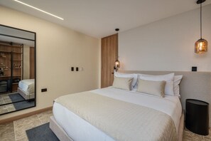 1 slaapkamer, een bureau, reisbedje, wifi