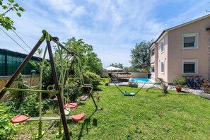 Children’s area - Villa Oaza - private pool, fitness, near a park forest (Pula)