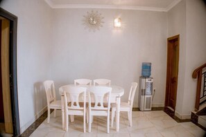 Dining - Winston Homes (Gisozi Gasave)