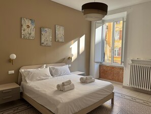 2 Schlafzimmer, Schreibtisch, kostenloses WLAN, Bettwäsche