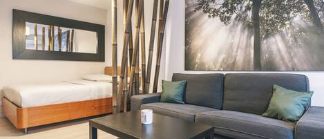 1 slaapkamer, een strijkplank/strijkijzer, wifi, beddengoed